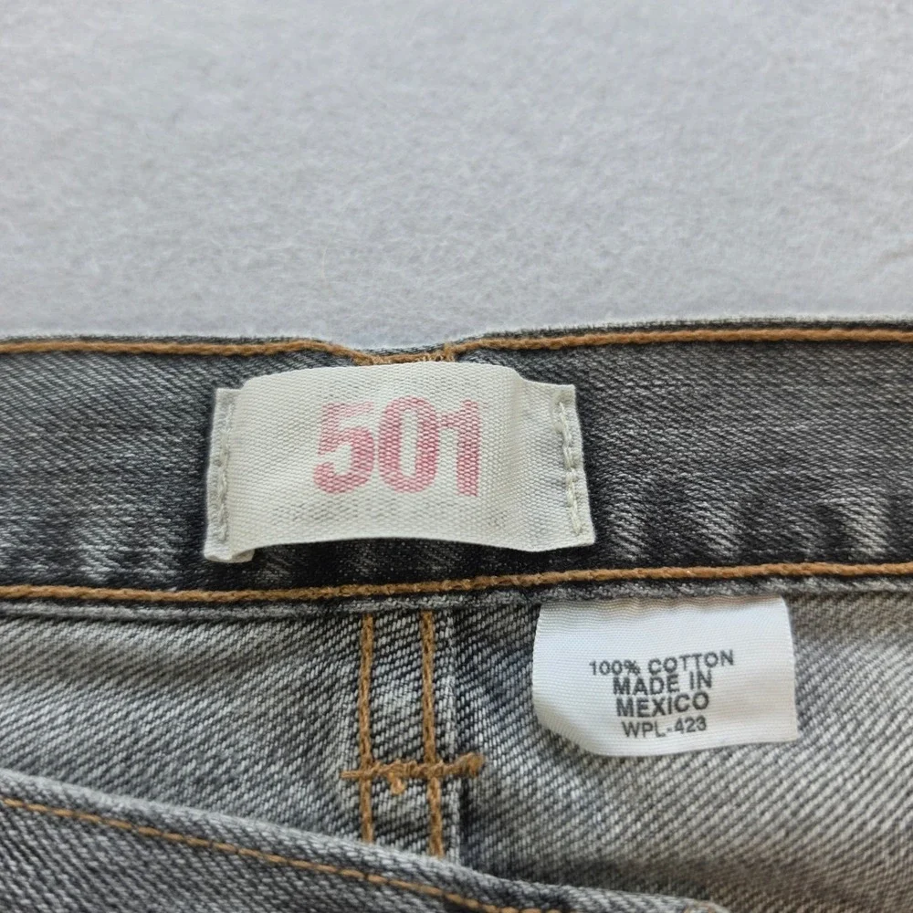 Levi's 501 Original Fit Mens Jeans 36x30 Grey Denim Button Fly Straight Leg 2008